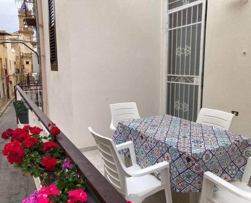 شقة Casa Dalfea مازارا ديل فالو المظهر الخارجي الصورة